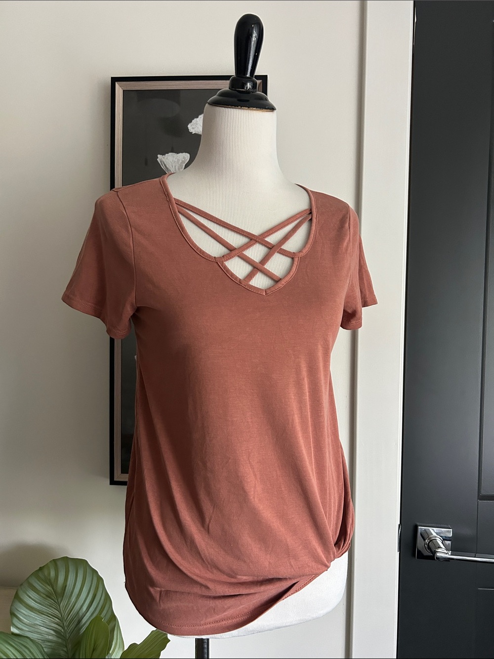 🍁Lovely S fall Crisscross V-Neck Short Sleeve Top - Rust copper shade